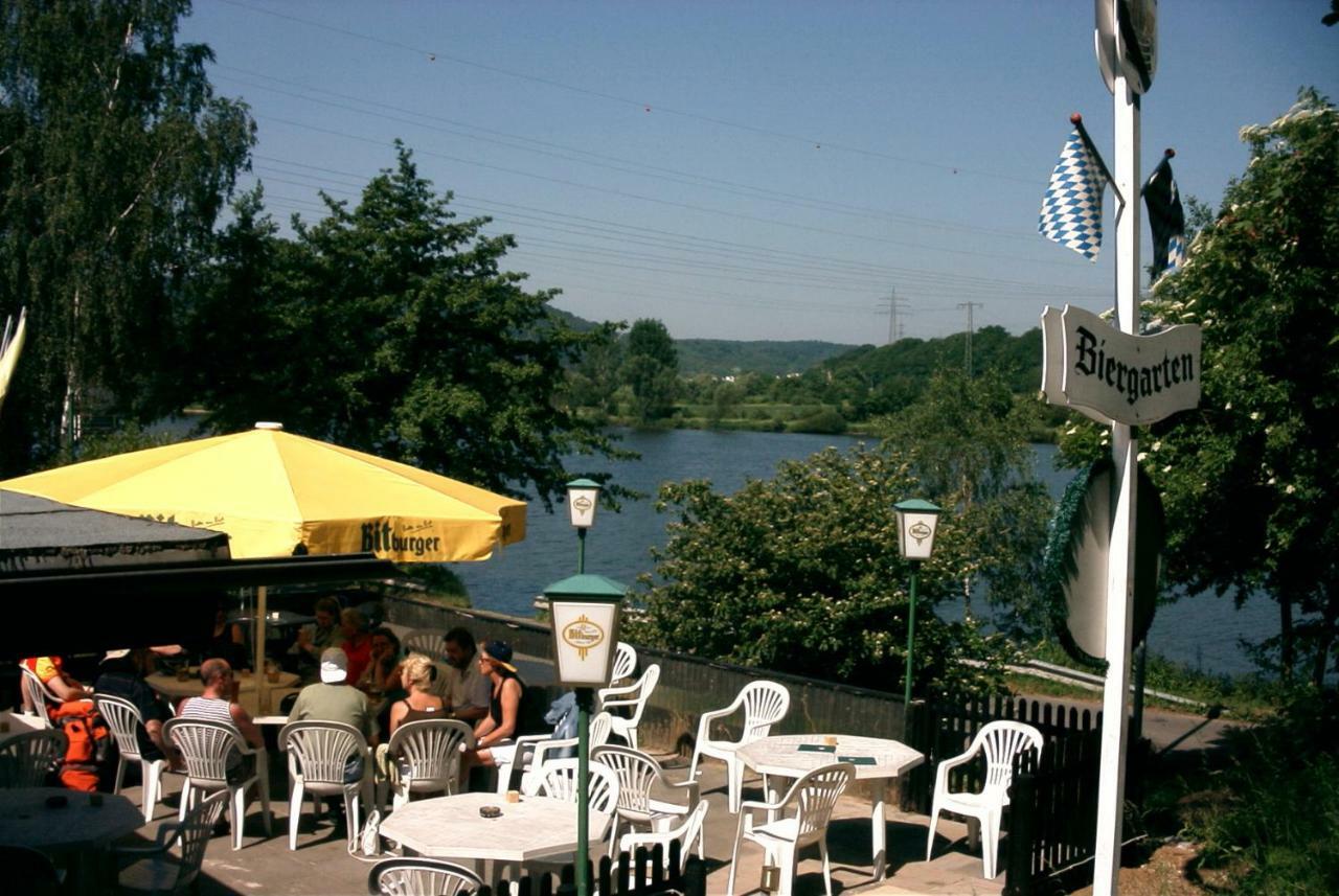 Gaestezimmer Auf Dem Campingplatz Konz Exteriör bild